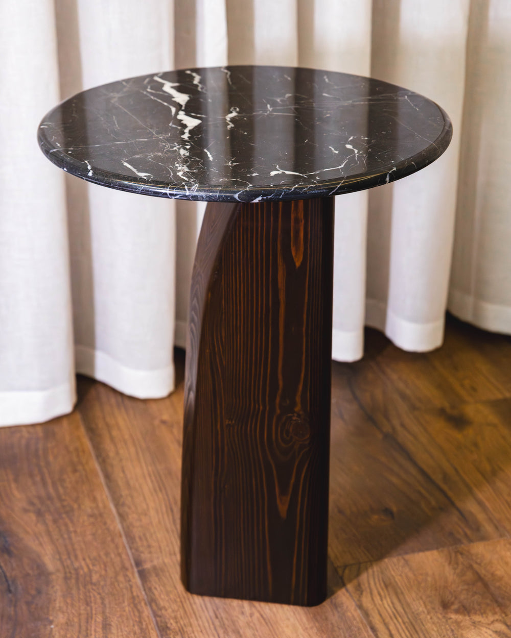 KEMET Side Table in Spanish black marble and pine, view 4