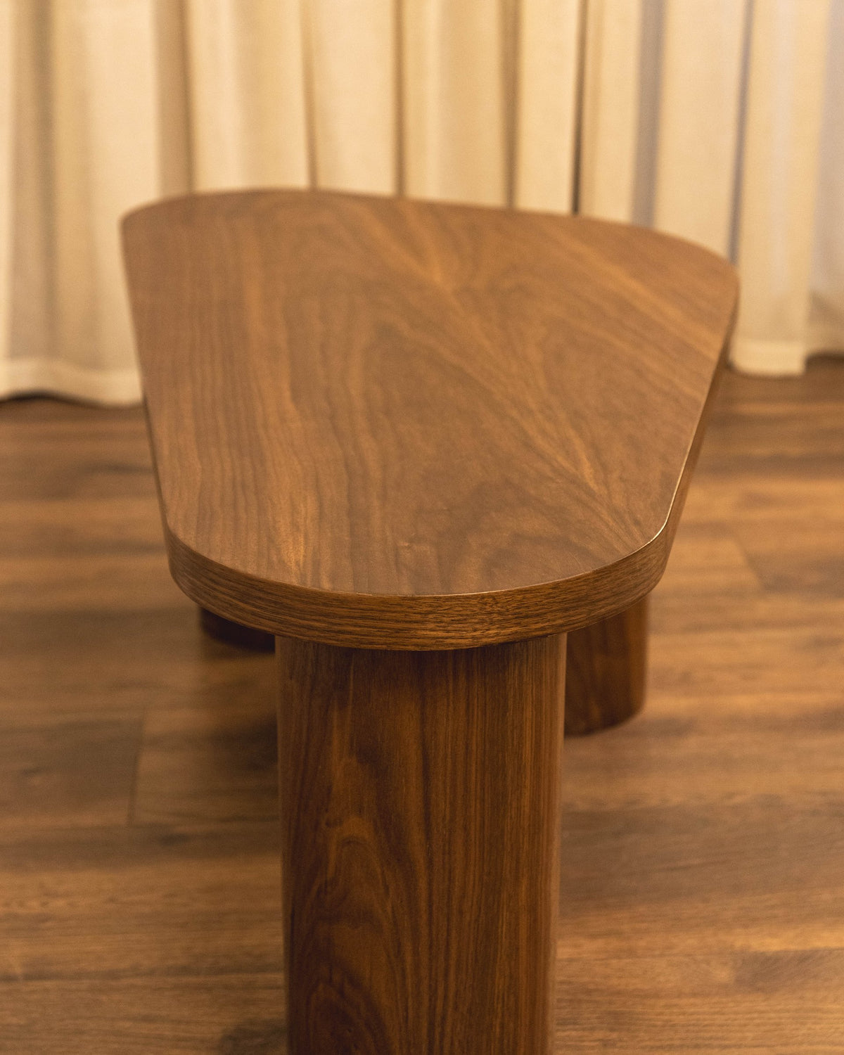 03-real | ORGANIC Coffee Table — the free-form top