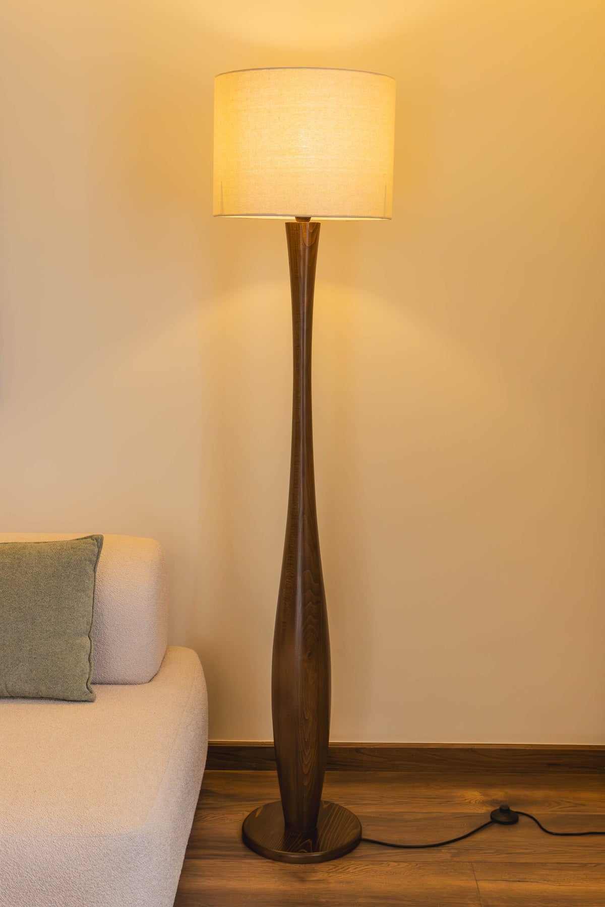 03-real | SOLNE Floor Lamp — lit, in warm light